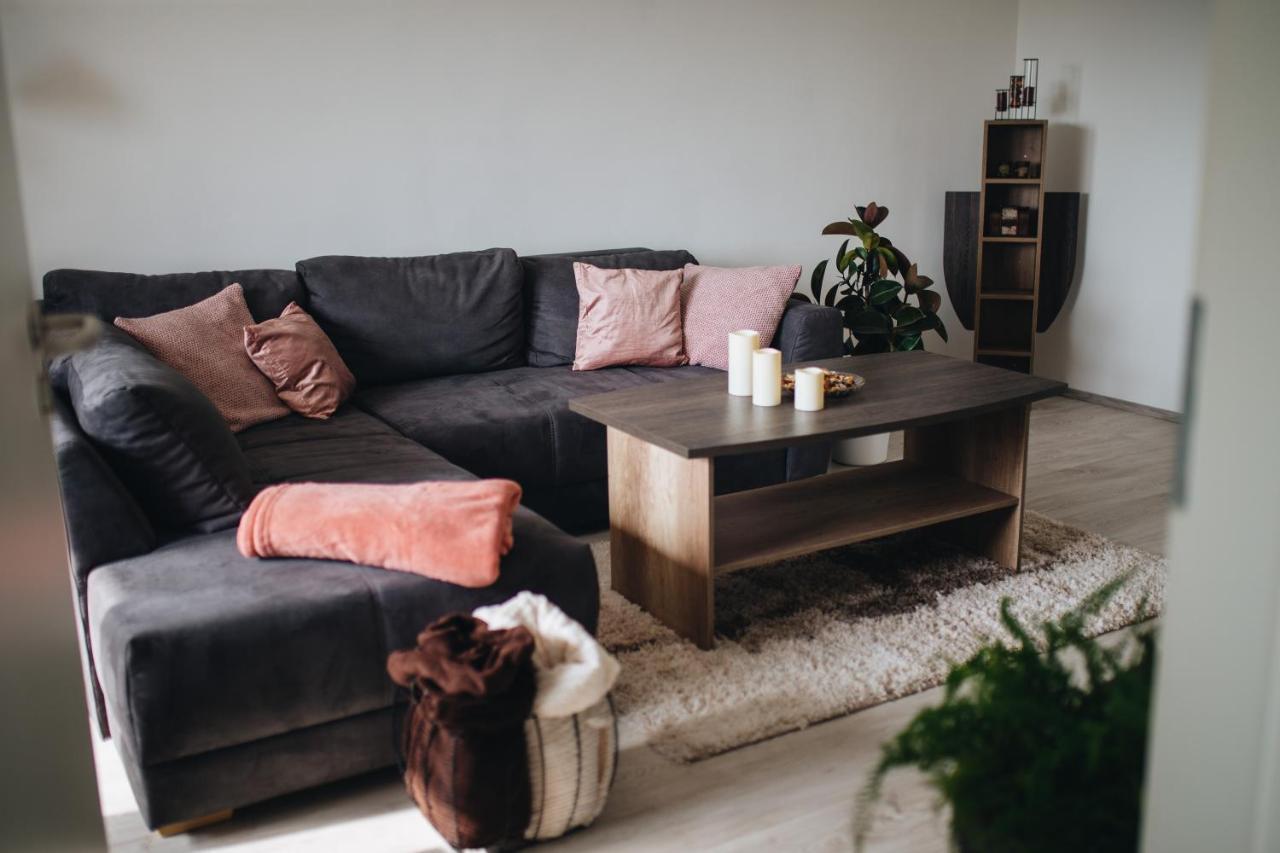 Magas-Lak Apartman Eger Ngoại thất bức ảnh